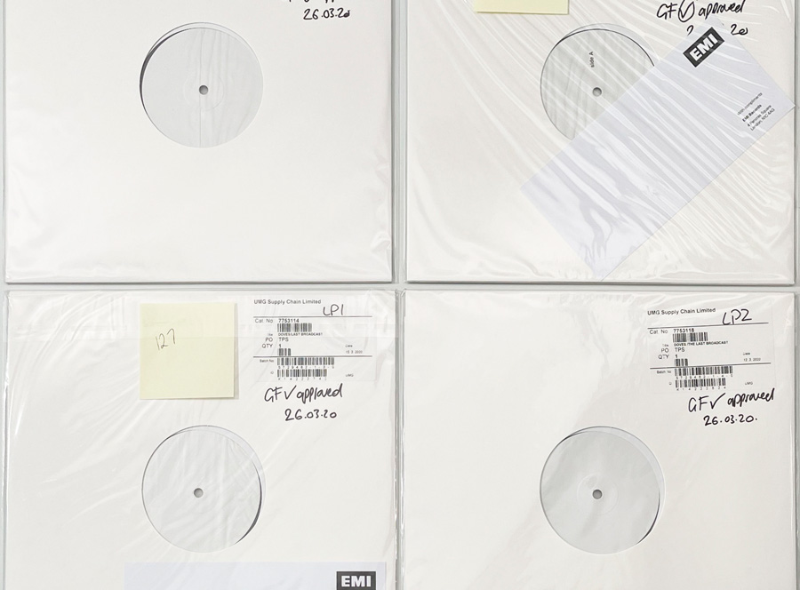 Фото: Редкие пробные тиражи пластинок White label: The Cure, New Order, Pulp и других будут выставлены на аукцион