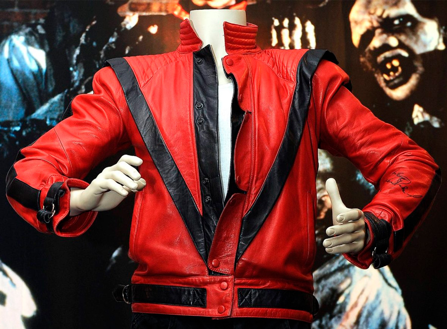 Один из культовых пиджаков Майкла Джексона выставлен на аукцион